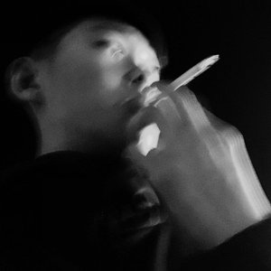 初中少女巨乳凸起图片
